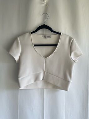 Foreign Exchange Ivory V-Neck Cropped Top